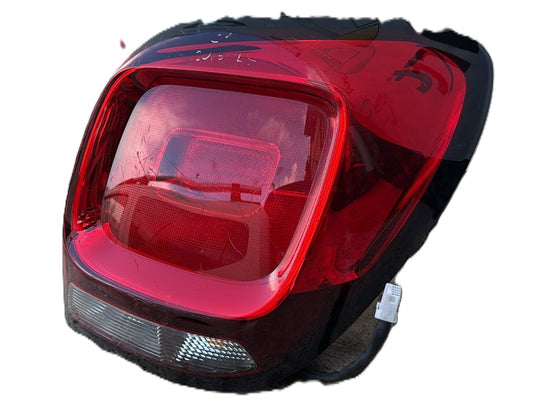 STOP FANALE  POSTERIORE DESTRO CITROËN C1 2017 CODICE: 815500H152
