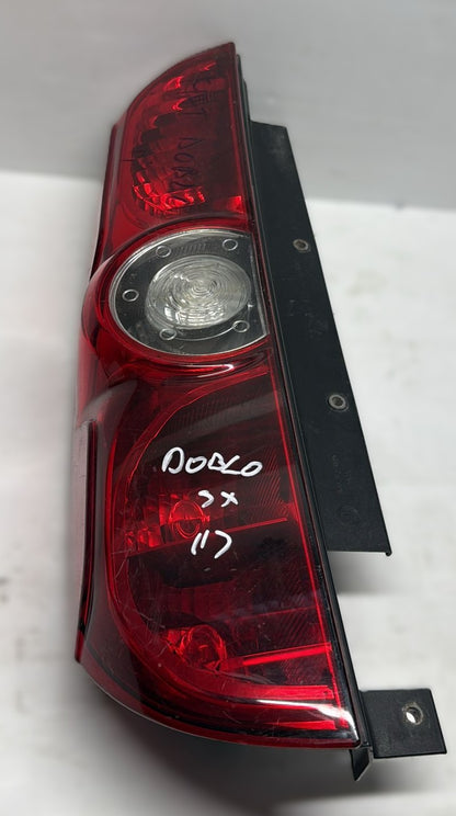 STOP FANALE  POSTERIORE SINISTRO FIAT DOBLO 2011