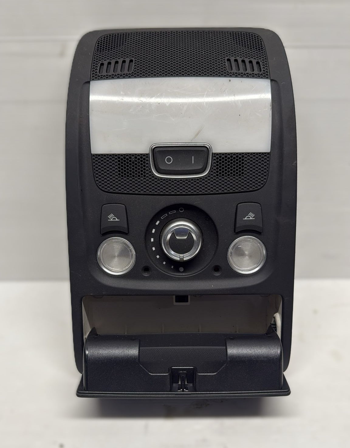 PLAFONIERA AUDI A5 COUPÈ CON TETTO APRIBILE 2013 CODICE:8T0947135BK