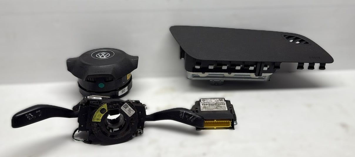 KIT AIRBAG VOLKSWAGEN POLO 2010-2013(MANCANO LE CINTE)