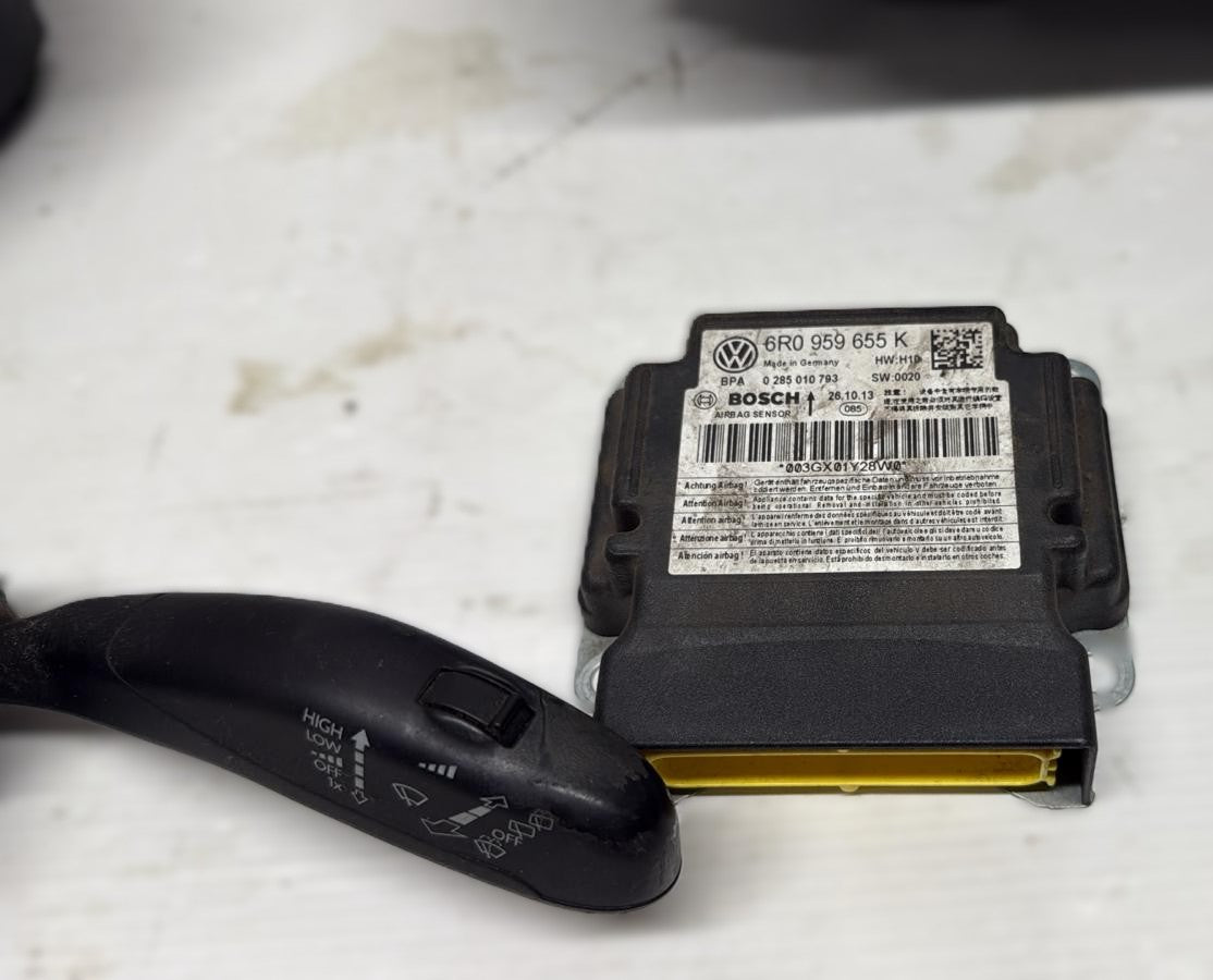 KIT AIRBAG VOLKSWAGEN POLO 2010-2013(MANCANO LE CINTE)