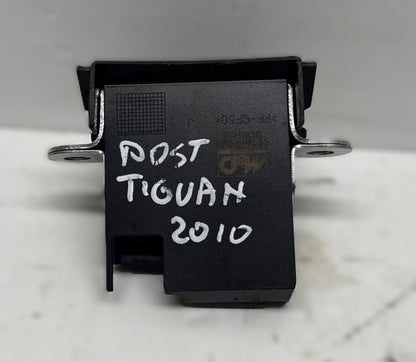 SERRATURA PORTELLONE BAGAGLIAIO VOLKSWAGEN TIGUAN 2010