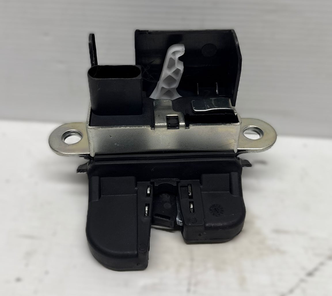 SERRATURA PORTELLONE BAGAGLIAIO VOLKSWAGEN TIGUAN 2010