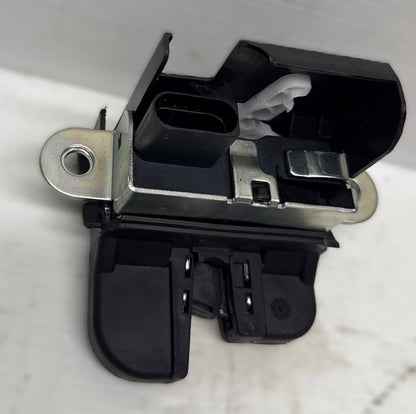 SERRATURA PORTELLONE BAGAGLIAIO VOLKSWAGEN TIGUAN 2010