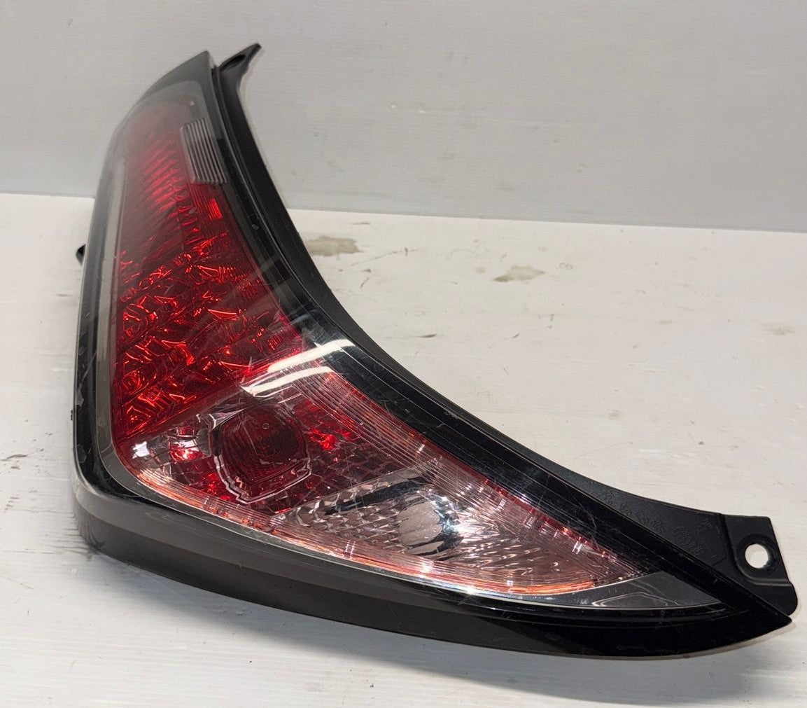 STOP FANALE POSTERIORE SINISTRO TOYOTA AYGO 3 SERIE DAL 2015