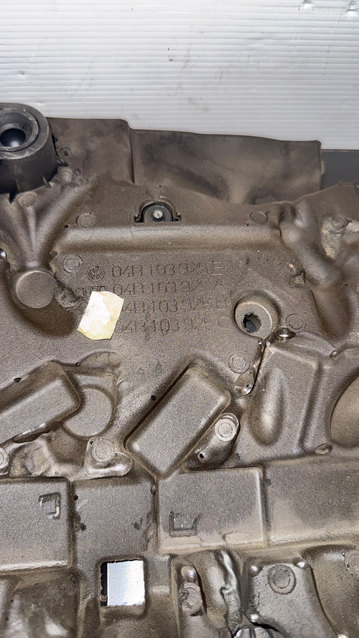 CARTER(COPERCHIO) MOTORE AUDI A1 2015 1.4 DIESEL CODICE:04B103925A