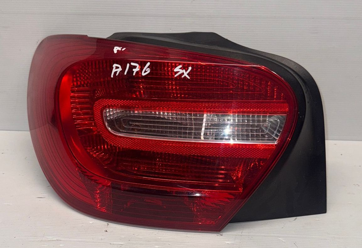 STOP FANALE POSTERIORE SINISTRO MERCEDES CLASSE A 176 2015 NORMALE(NON LED)