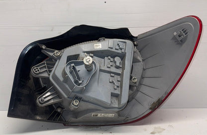 STOP FANALE POSTERIORE SINISTRO MERCEDES CLASSE A 176 2015 NORMALE(NON LED)