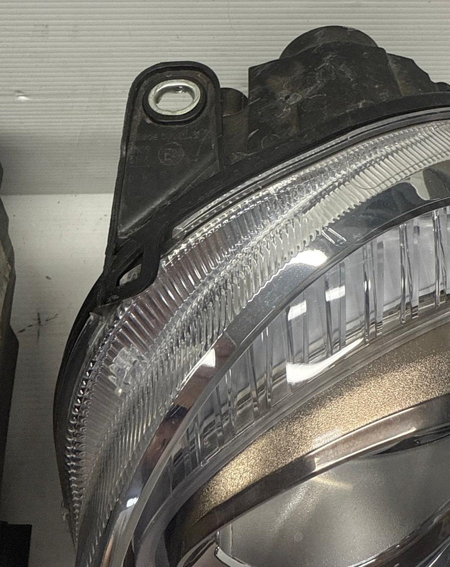 COPPIA FARI ANTERIORI FIAT 500 2017 (I GANCI SONO ROTTI)