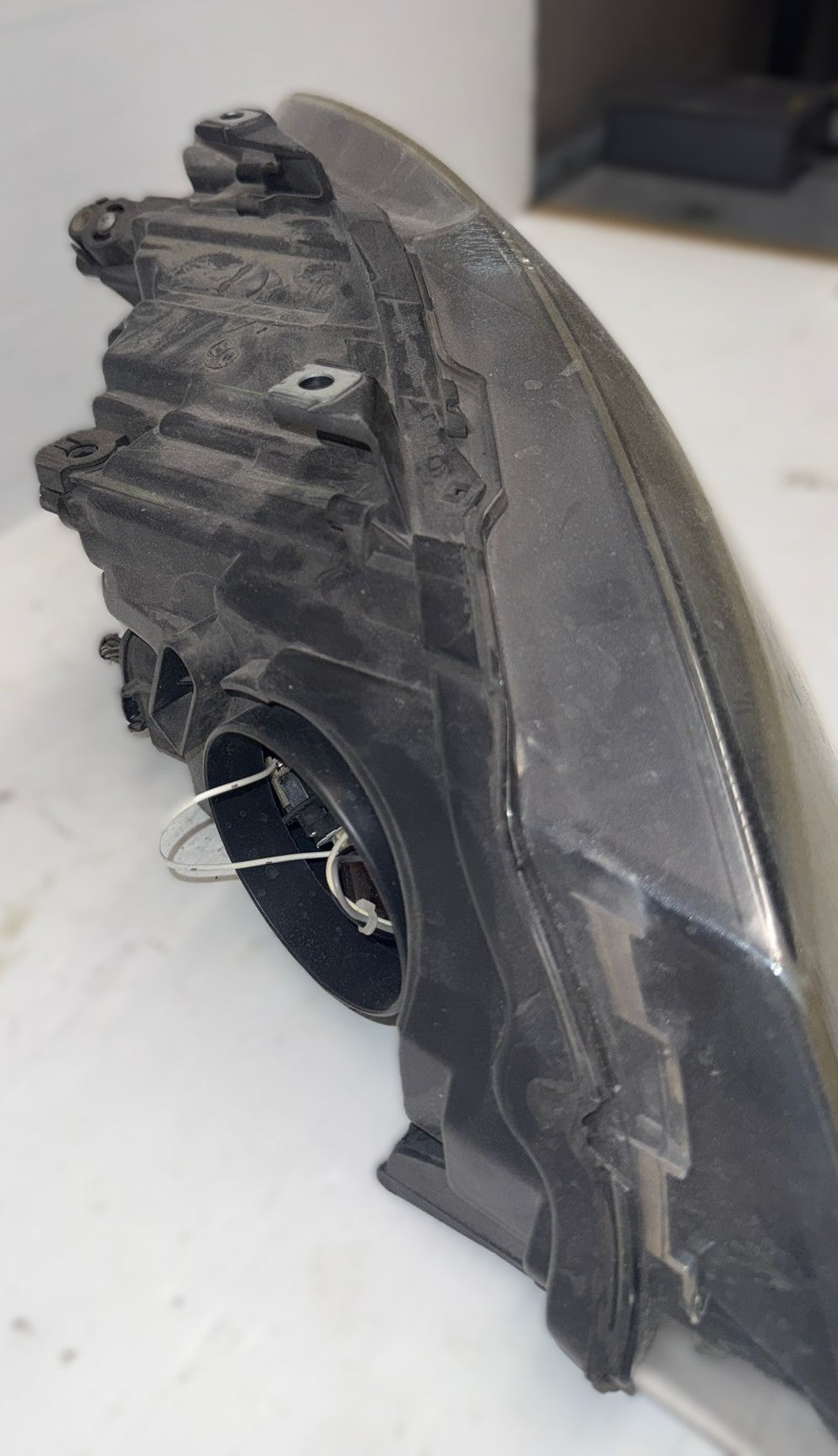 FARO ANTERIORE SINISTRO VOLKSWAGEN POLO 2010(DA LUCIDARE)