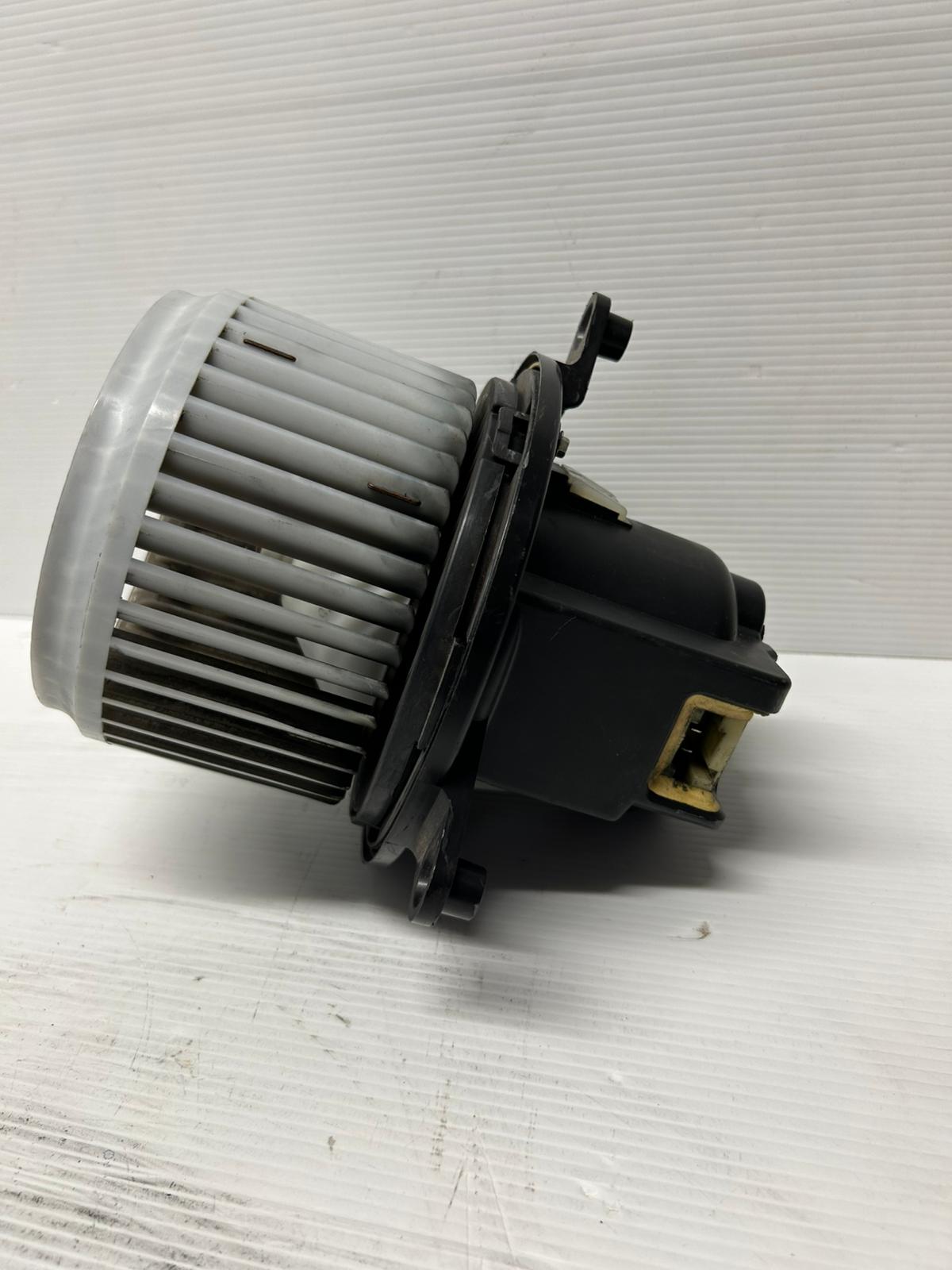 VENTOLA RISCALDAMENTO INTERNA STUFA ALFA ROMEO STELVIO / GIULIA 2020