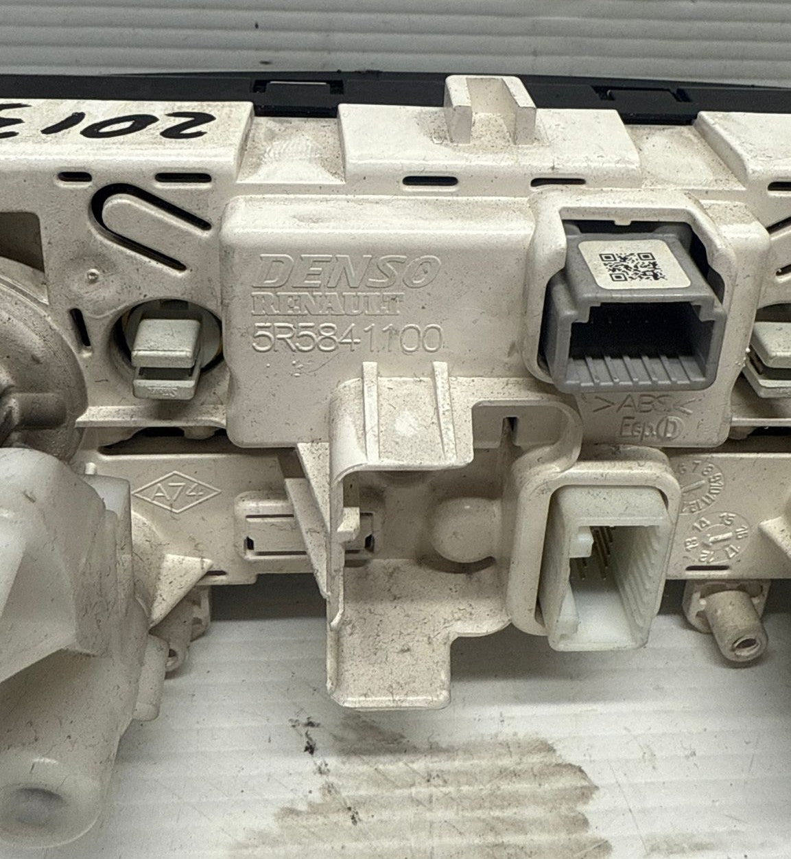 CENTRALINA COMANDO CLIMA RENAULT CLIO 2015 CODICE:5R5841100