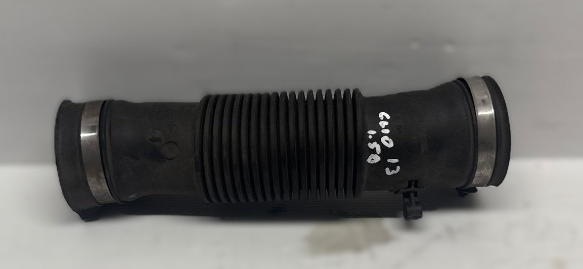 TUBO ASPIRAZIONE FILTRO ARIA RENAULT CLIO CODICE: 165757148R DIESEL 1.5 2013