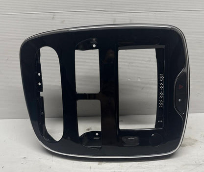 MASCHERINA CENTRALE CRUSCOTTO AUTORADIO RENAULT CLIO (2016) 682607616R