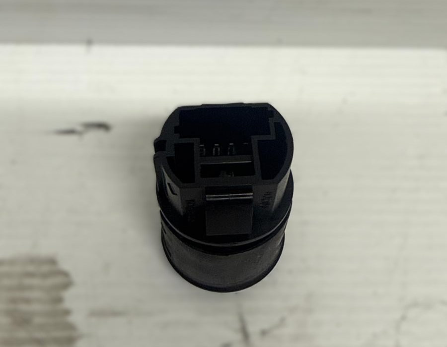 PULSANTE START E STOP RENAULT CLIO 2013 CODICE:50698R