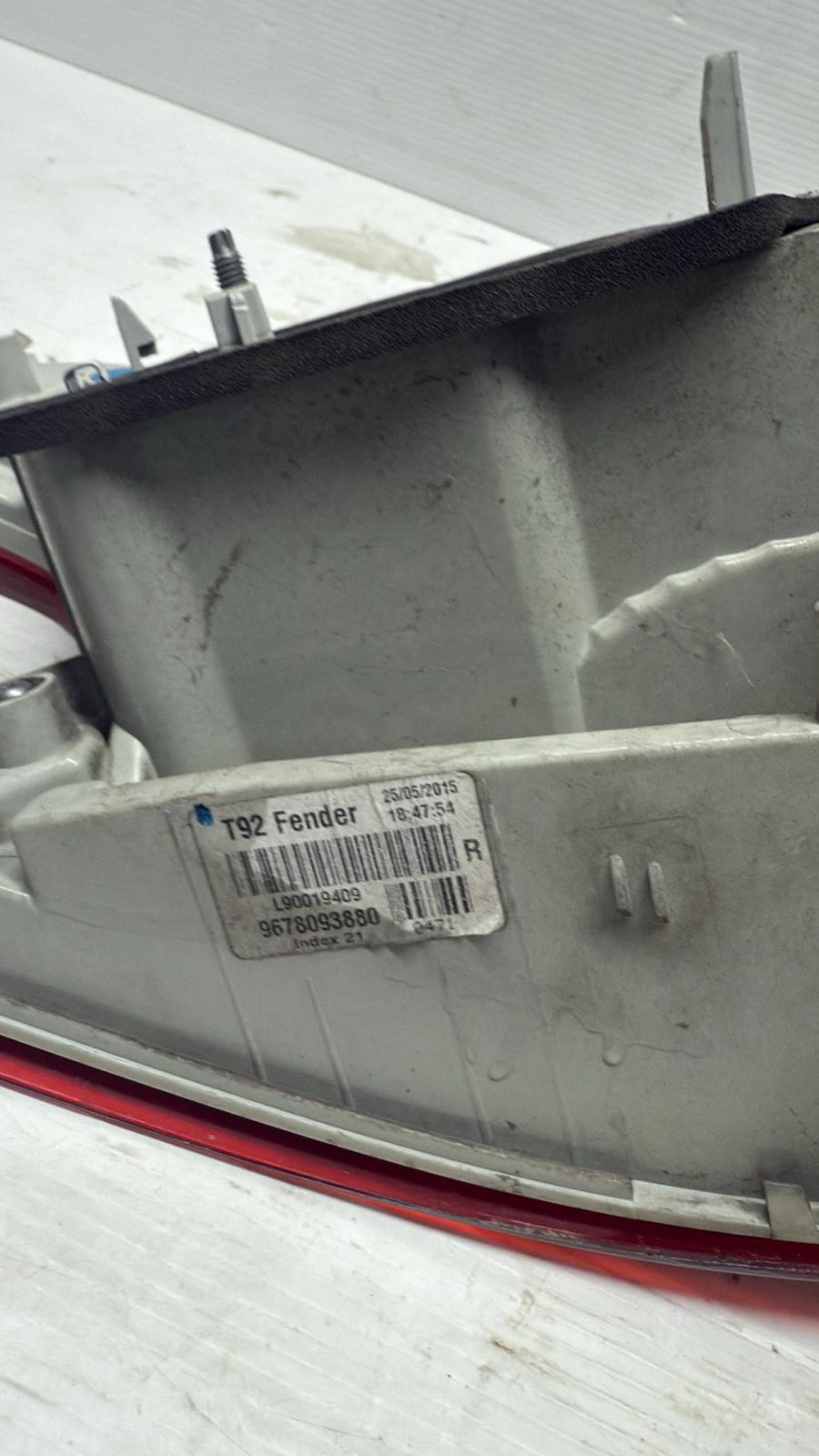 STOP FANALE LED POSTERIORE ESTERNO DESTRO SW PEUGEOT 308 2015