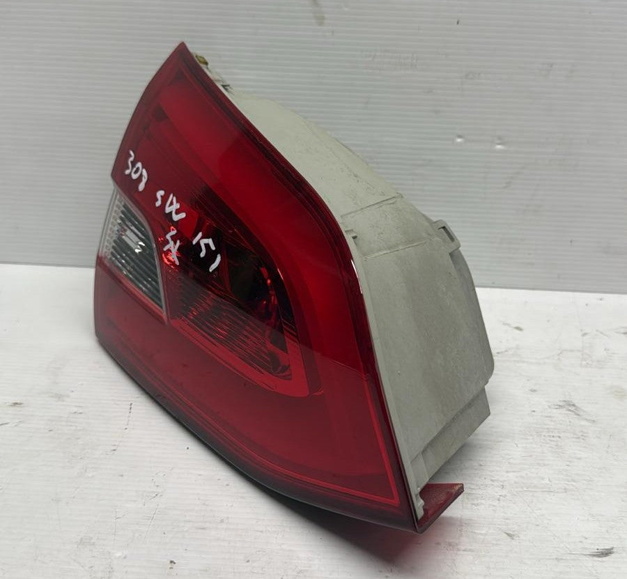 STOP FANALE LED POSTERIORE PORTELLONE SINISTRO SW PEUGEOT 308 2015