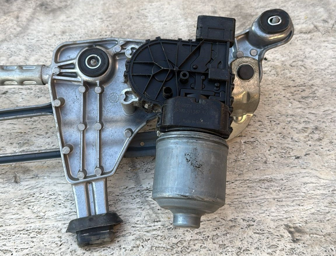 MOTORINO ANTERIORE  TERGICRISTALLI PEUGEOT 308 SW 2015 CODICE:3397021828