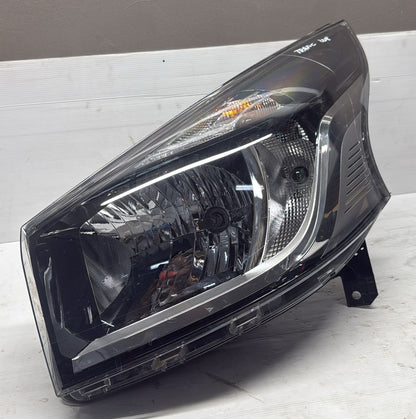 FARO ANTERIORE SINISTRO RENAULT TRAFIC 2014