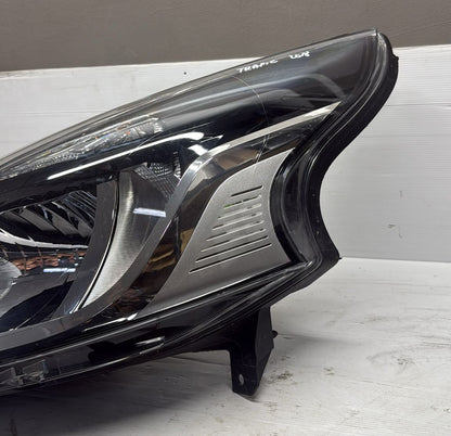 FARO ANTERIORE SINISTRO RENAULT TRAFIC 2014