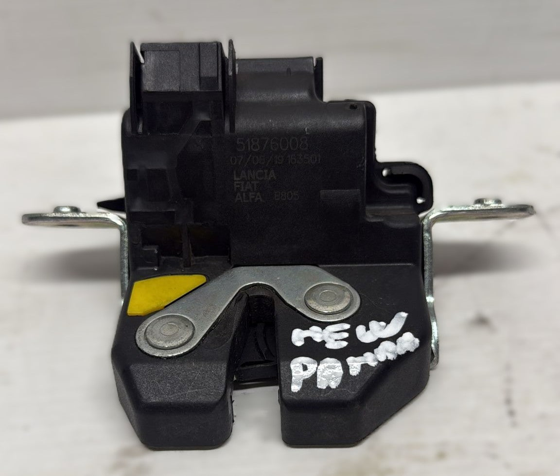 SERRATURA CHIUSURA PORTELLONE FIAT NEW PANDA 2015 CODICE :51876008