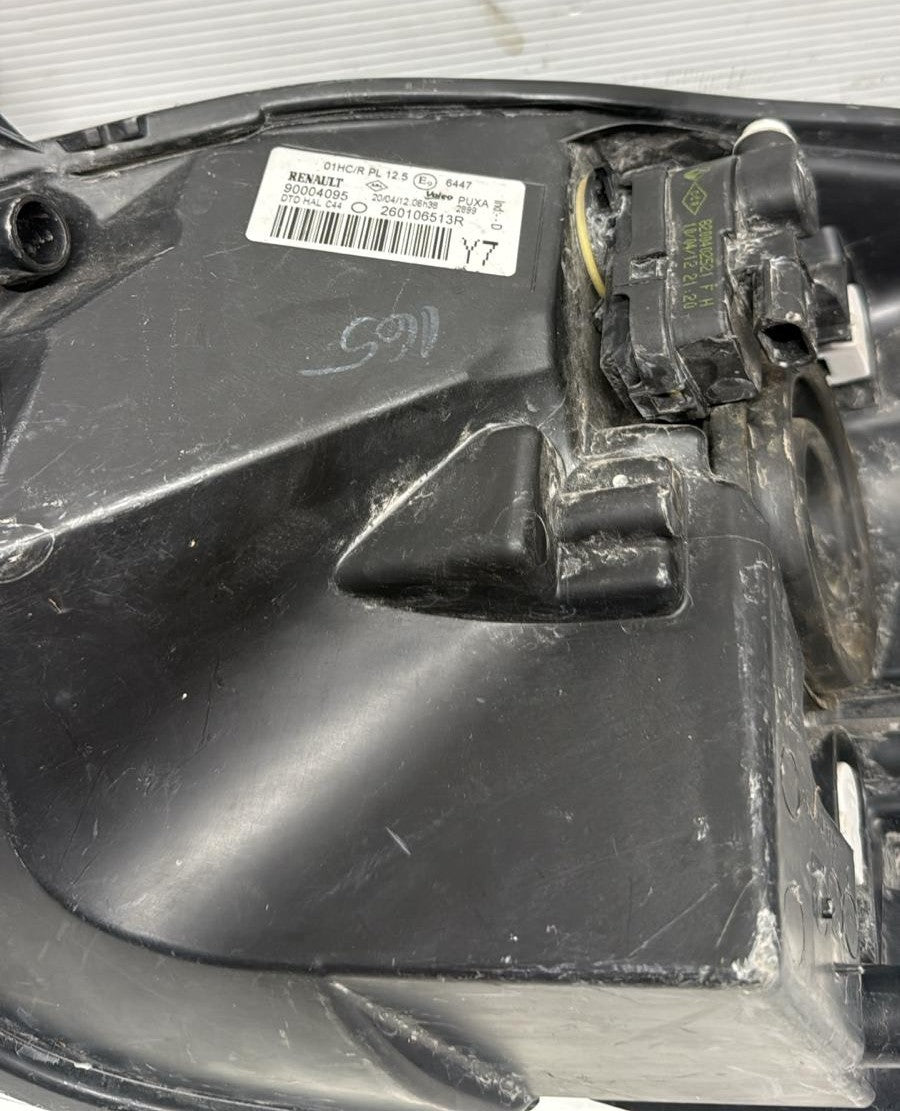 FARO FANALE ANTERIORE DESTRO RENAULT TWINGO 2012 (HA UN GANCIO ROTTO)