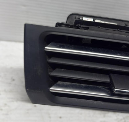 BOCCHETTA ARIA CONDIZIONATA LATERALE SINISTRA PEUGEOT 308 II 96778765