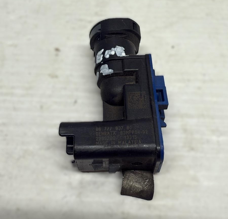 SENSORE PRESSIONE SERVOSTERZO FRENO CITROEN C3\C4\PEUGEOT 308 9677783780