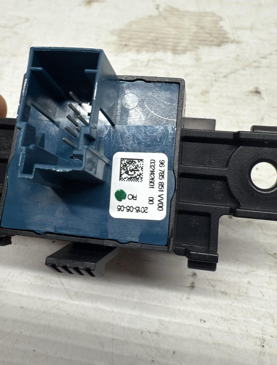 PULSANTE FRENO DI STAZIONAMENTO PEUGEOT 308 SW 2015 CODICE:96785851