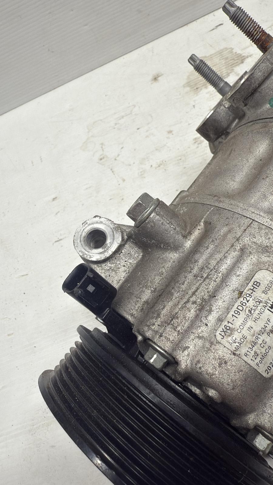 COMPRESSORE ARIA CONDIZIONATA FORD PUMA/FOCUS 2017-2022 JX61/19D629-HB