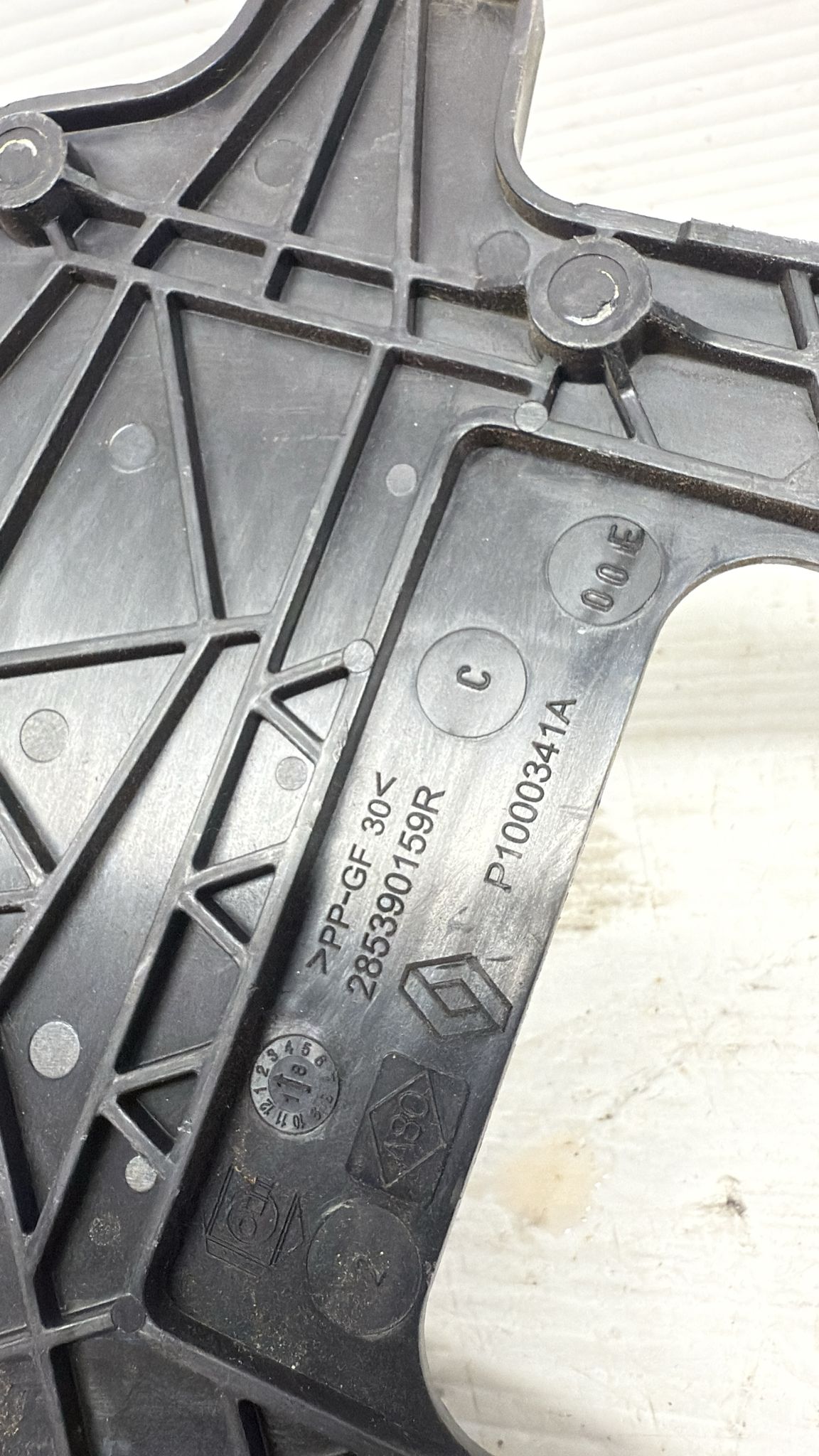 SUPPORTO CENTRALINA RENAULT SCENIC 2018> CODICE:285390159R