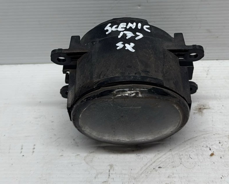 FARO FENDINEBBIA ANTERIORE SINISTRO RENAULT MEGANE\SCENIC 2017 261558707R