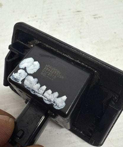 TELECAMERA POSTERIORE DACIA SANDERO 2015 284443605R