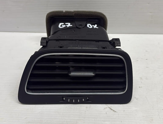 BOCCHETTA ARIA CRUSCOTTO DESTRA VOLKSWAGEN GOLF 7 BERLINA 2012 5G1819248