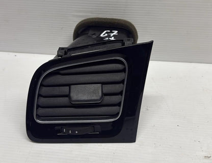 BOCCHETTA ARIA CRUSCOTTO DESTRA VOLKSWAGEN GOLF 7 BERLINA 2012 5G1819703