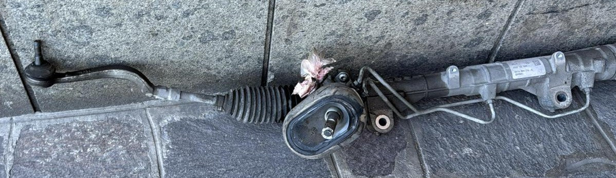 CERNIERA STERZO DACIA SANDERO STEPWAY ESSENTIAL 2019 490016602R