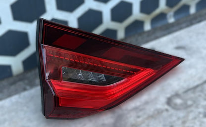 STOP FANALE LED POSTERIORE SINISTRO NTEGRATO NEL PORTELLONE AUDI A1 5 PORTE