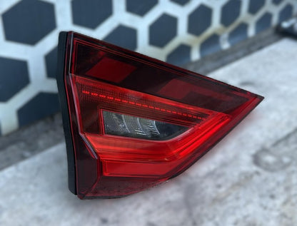 STOP FANALE LED POSTERIORE SINISTRO NTEGRATO NEL PORTELLONE AUDI A1 5 PORTE