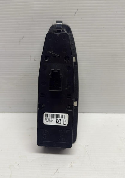 PULSANTIERA ANTERIORE SINISTRA BMW SERIE 3 F31 2011-2015 CODICE:9208109-03