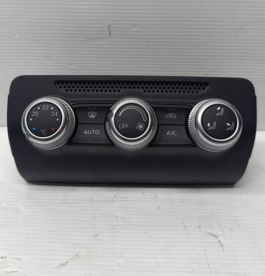CENTRALINA \MODULO CLIMATIZZATORE AUDI A1 2015 CODICE:8XA820043