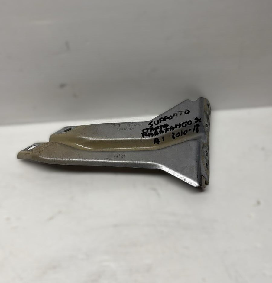 SUPPORTO PARAFANGO SINISTRO STAFFA AUDI A1 2015 CODICE:8X0821135A
