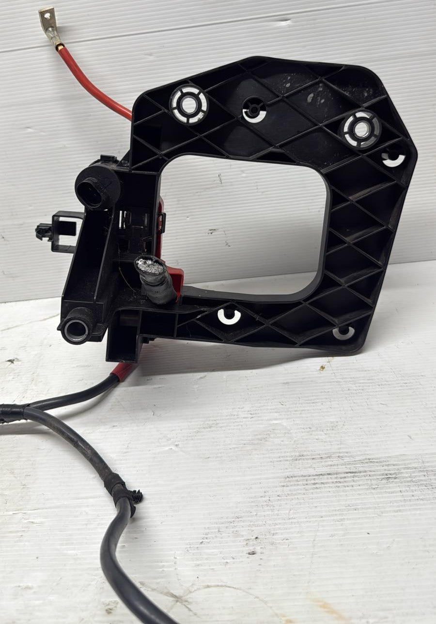 SCATOLA TERMINALE PORTABATTERIA ANTERIORE AUDI A1 2015 6C0 915 343 A