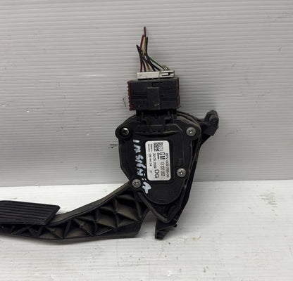 PEDALE ACCELERATORE OPEL INSIGNIA BERLINA 2008-2017 CODICE:13237352