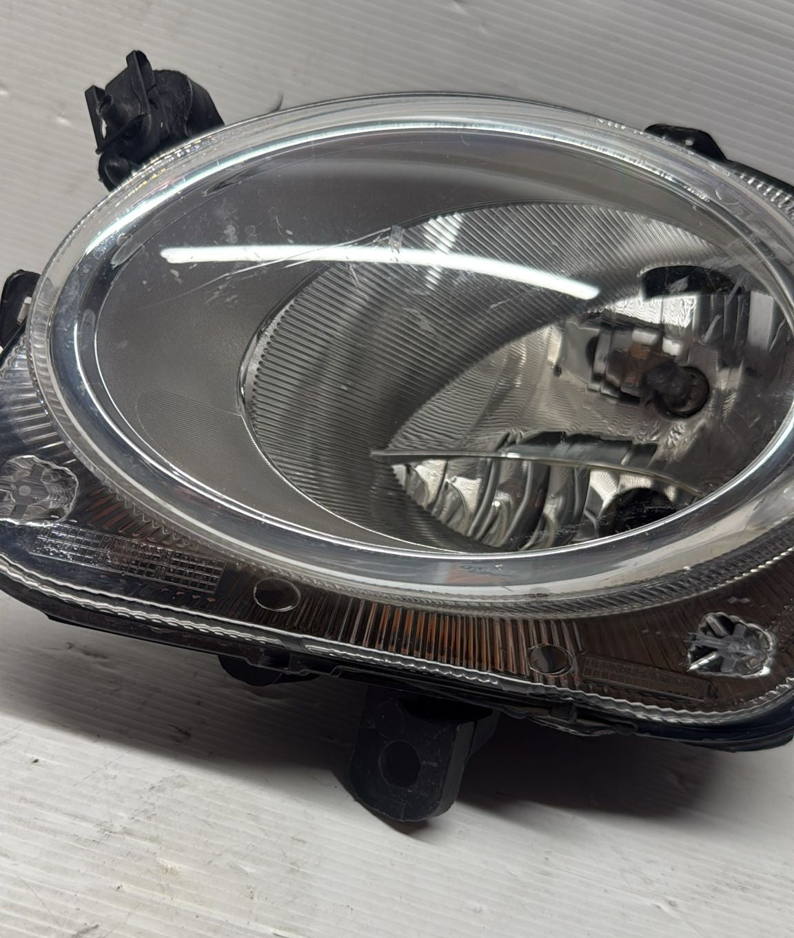 FARO FARETTO FENDINEBBIA ANTERIORE SINISTRO FIAT 500L 2012-2022 47510711