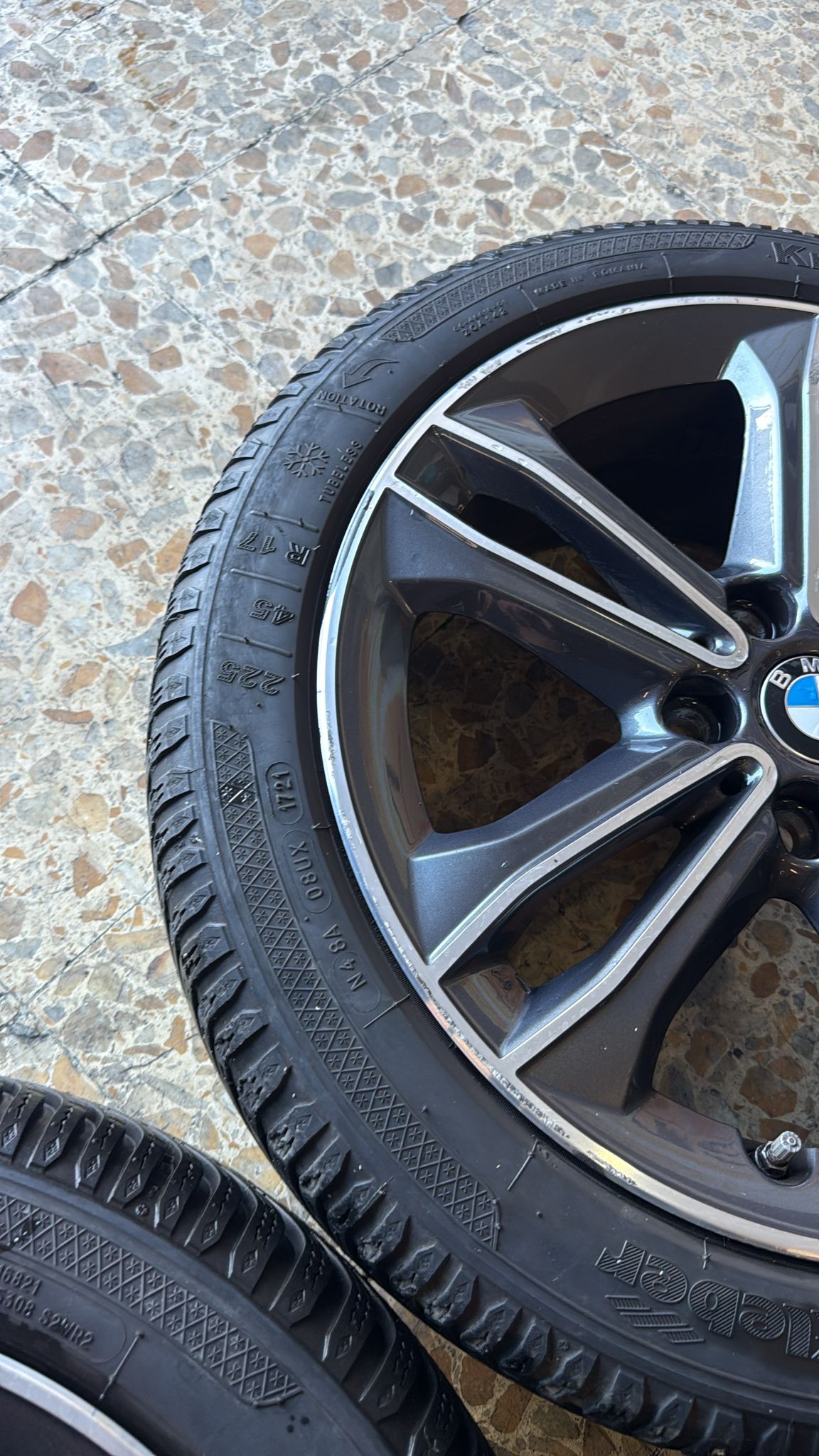 3 CERCHI IN LEGA M+S BMW SERIE 1 (F40) 225\45R17 GOMME:70% 2019-2024