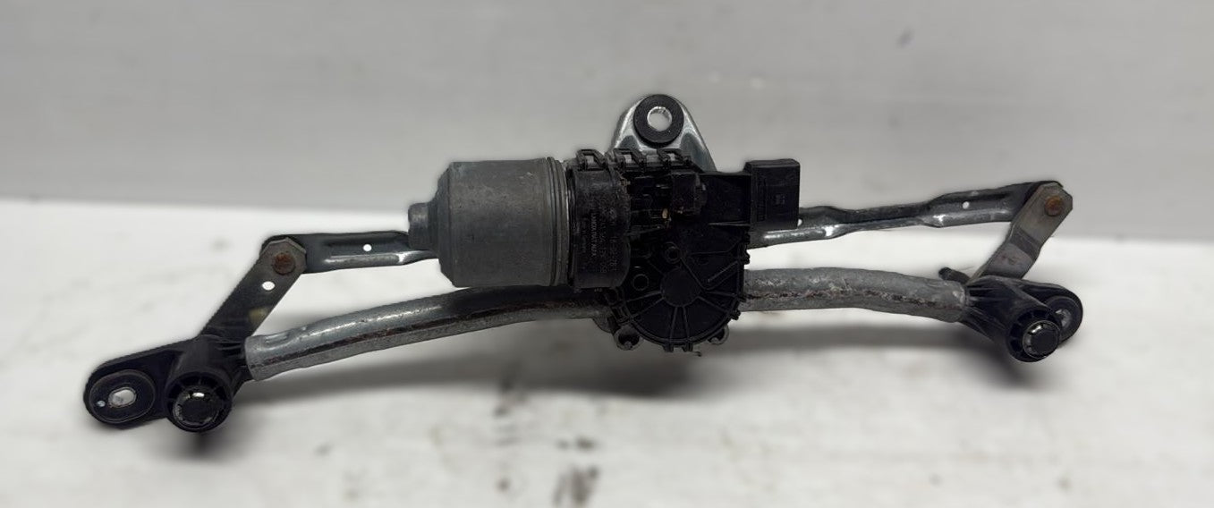 MOTORINO TERGICRISTALLO ANTERIORE FIAT DOBLO (2009-2022) 0390241564