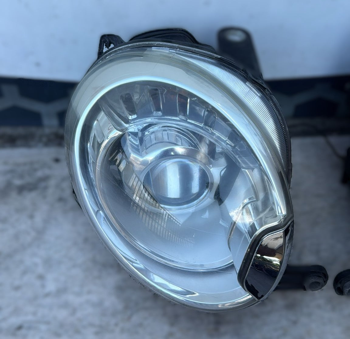 COPPIA FANALI FARI ANTERIORI XENON FIAT 500 ABARTH 2010 ORIGINALI USATI
