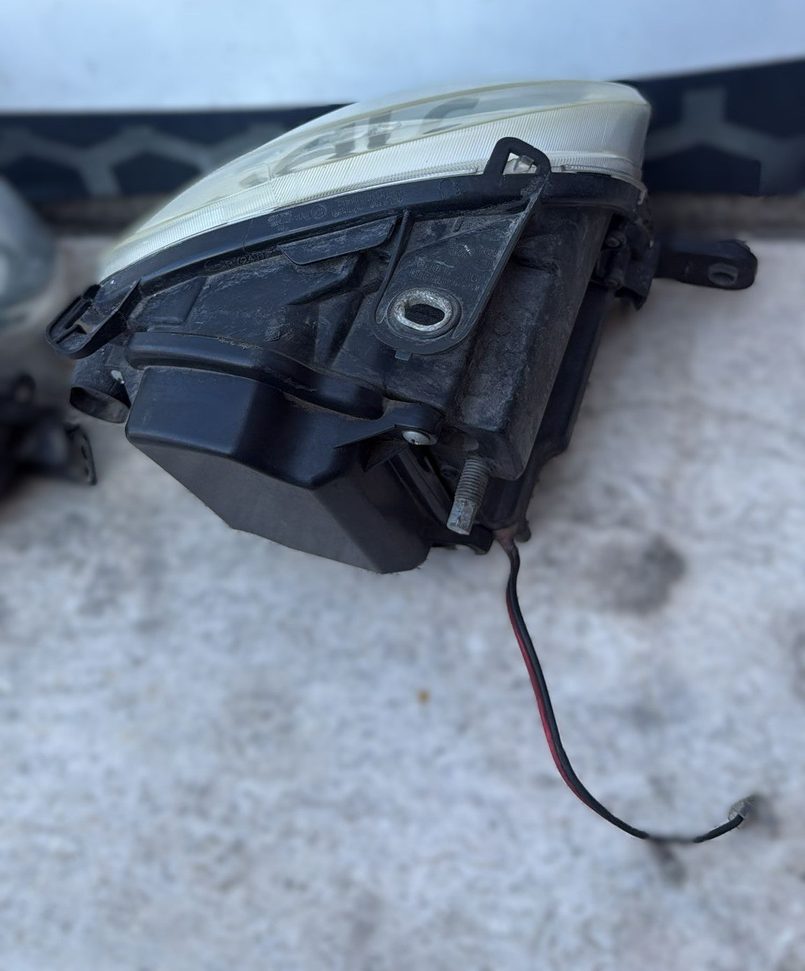 COPPIA FANALI FARI ANTERIORI XENON FIAT 500 ABARTH 2010 ORIGINALI USATI