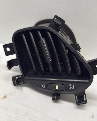 BOCCHETTA ARIA CRUSCOTTO LATO GUIDA FIAT DOBLO 2017 CODICE::07356159870