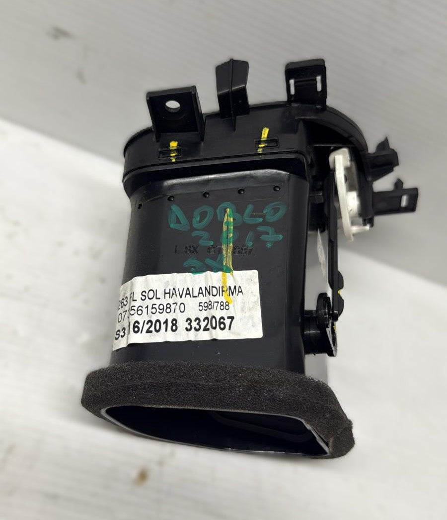 BOCCHETTA ARIA CRUSCOTTO LATO GUIDA FIAT DOBLO 2017 CODICE::07356159870